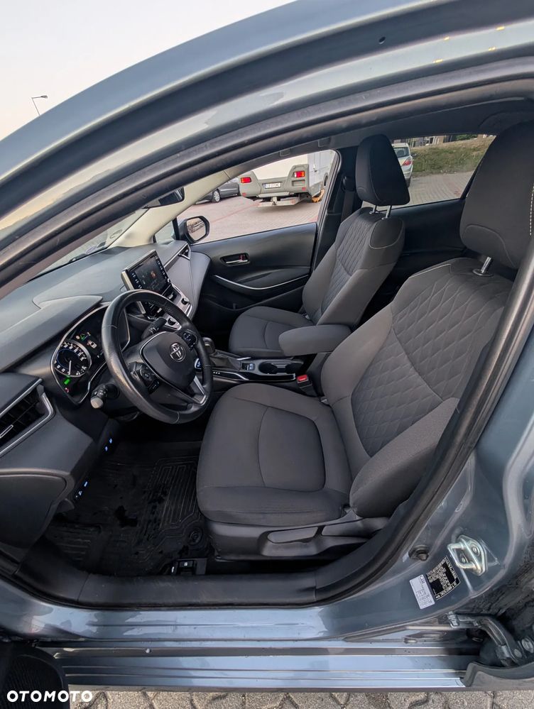 Toyota Corolla - 9