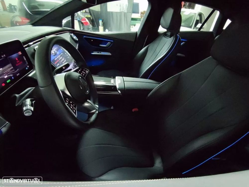 Mercedes-Benz EQE 300 Edition - 24