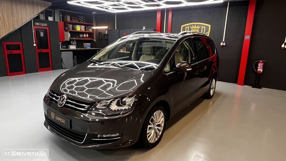 VW Sharan 2.0 TDI Blue Highline DSG - 26