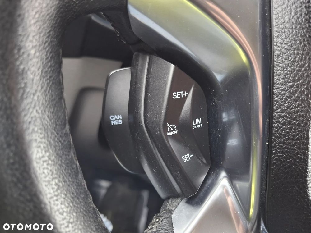 Ford TRANSIT CONNECT TREND - 31
