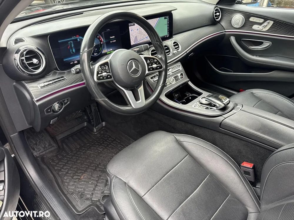 Mercedes-Benz E 300 Aut. - 9