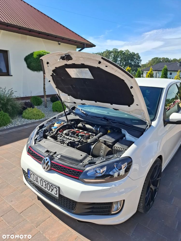 Volkswagen Golf 2.0 TSI GTI - 15