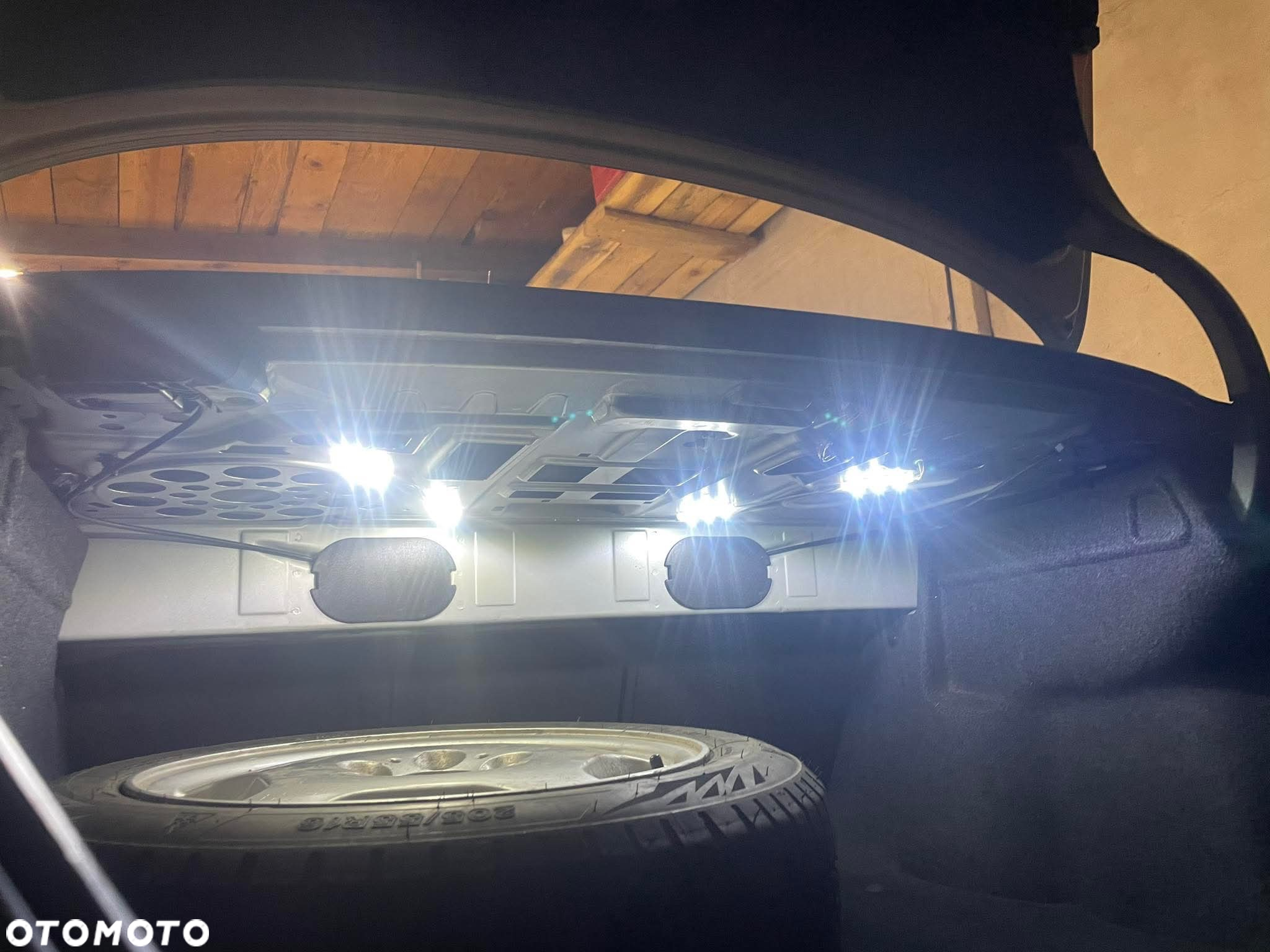 Mercedes-Benz CLK - 15