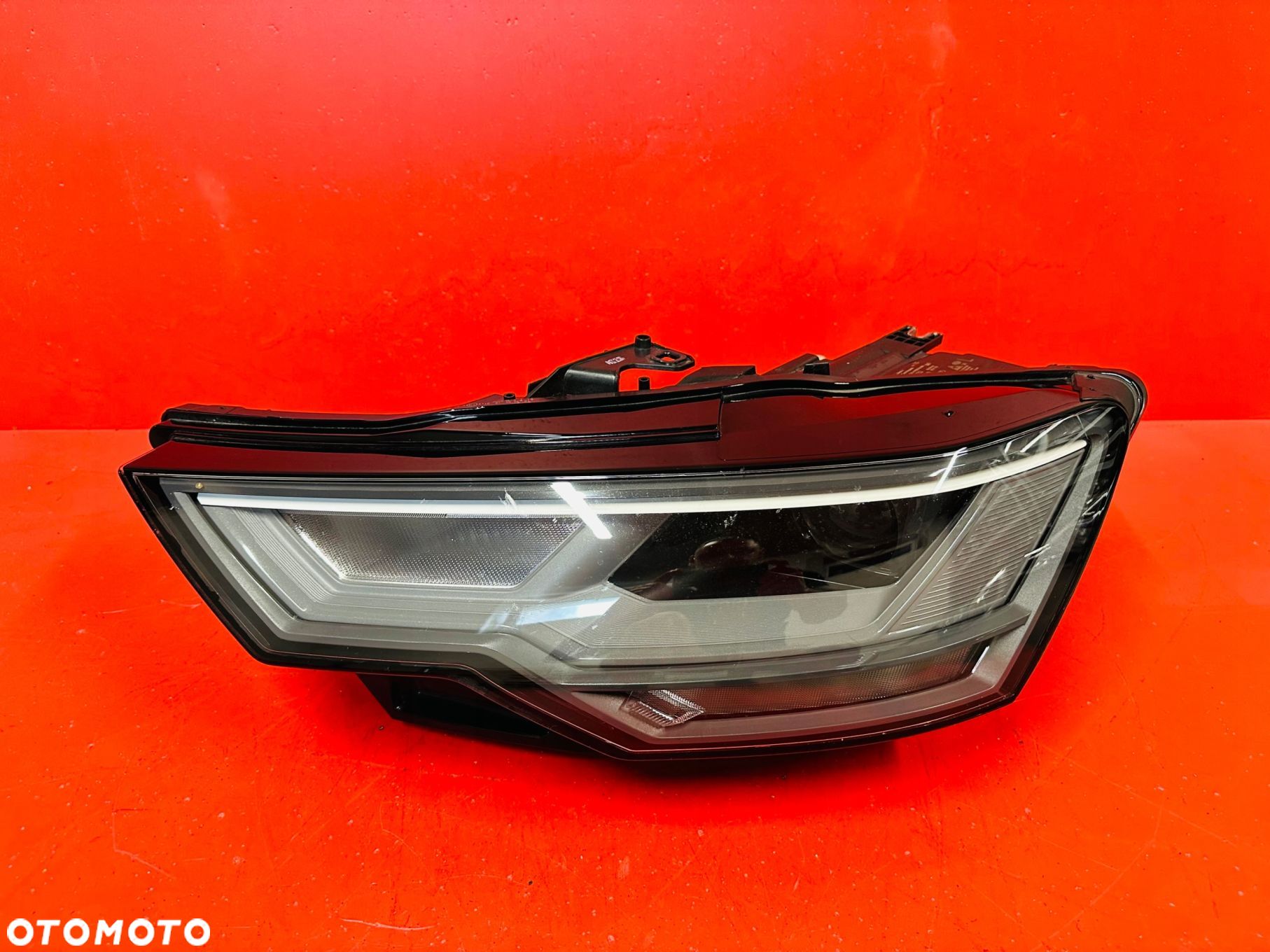 LAMPA LEWA AUDI A6 C8 LED EUROPA 4K0.941.033 KOMPLETNA - 1