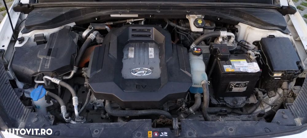 Hyundai IONIQ Style - 32