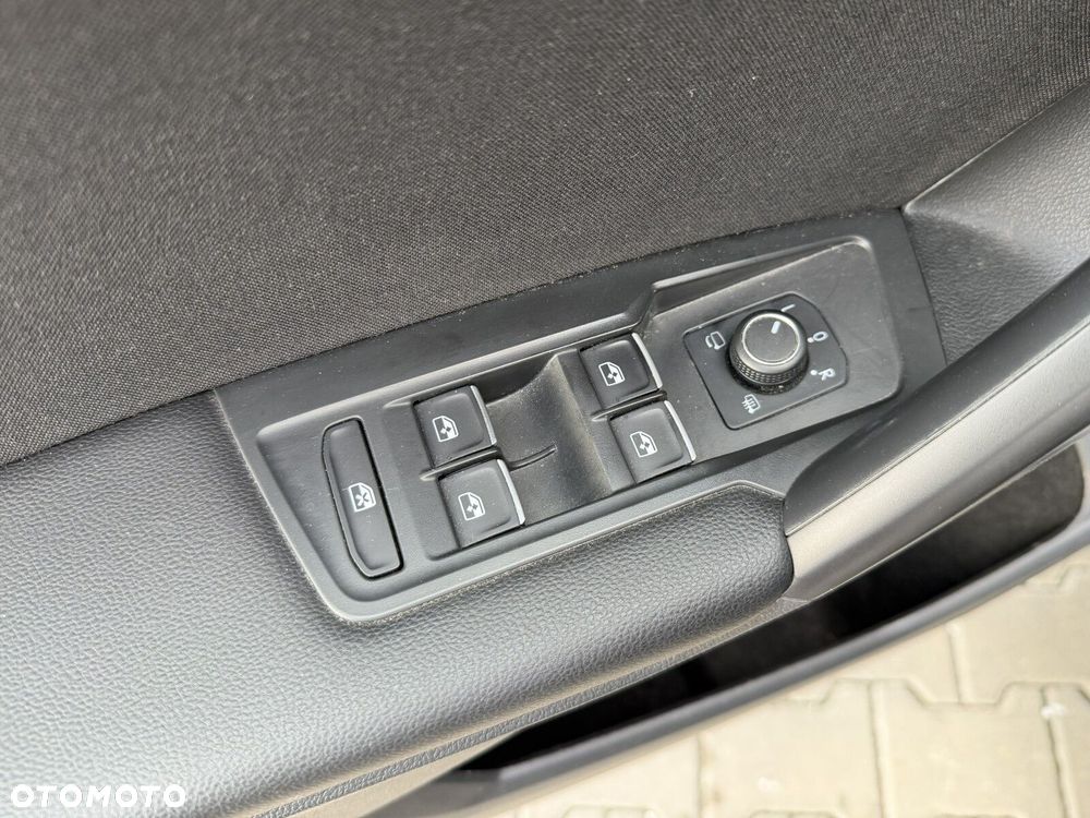Volkswagen Tiguan Allspace 2.0 TDI 4Mot Elegance DSG - 23