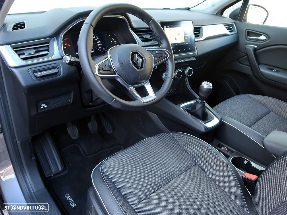Renault Captur — fotografia 13