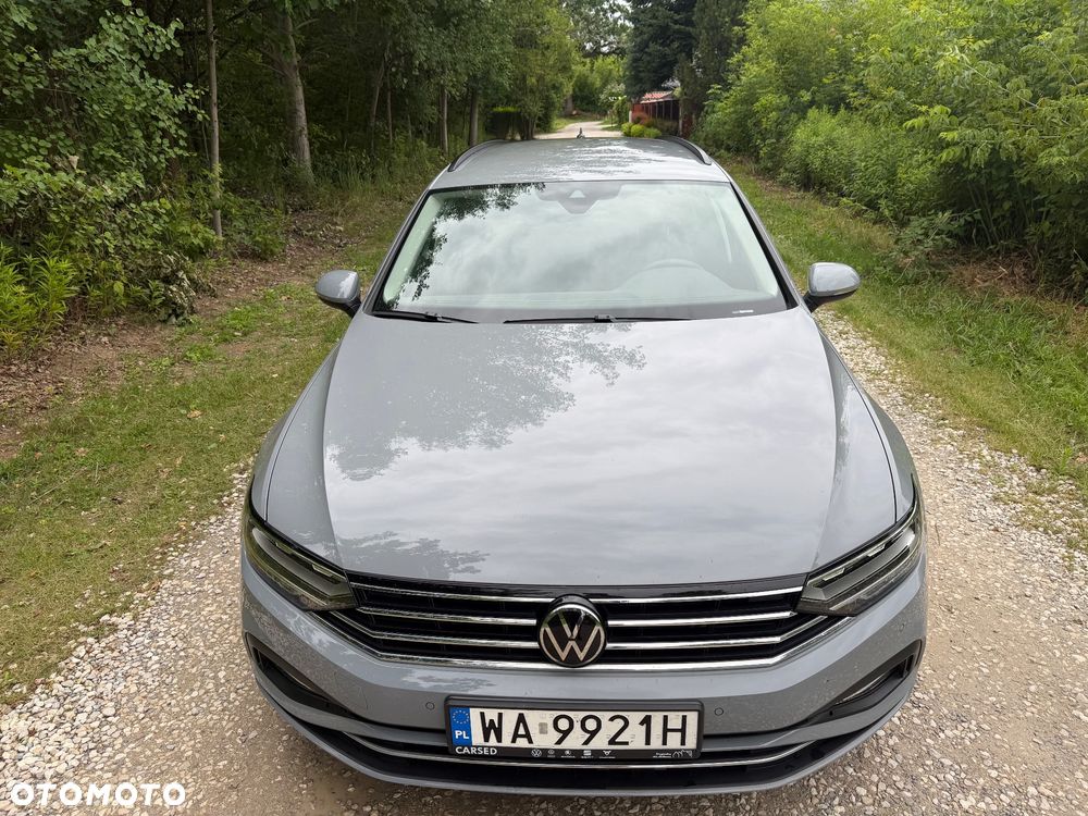 Volkswagen Passat - 14