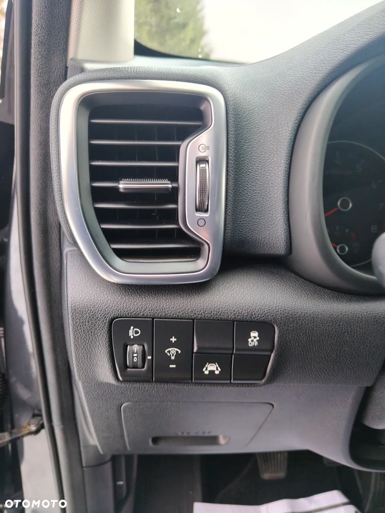 Kia Sportage 1.6 GDI 2WD SPIRIT - 16