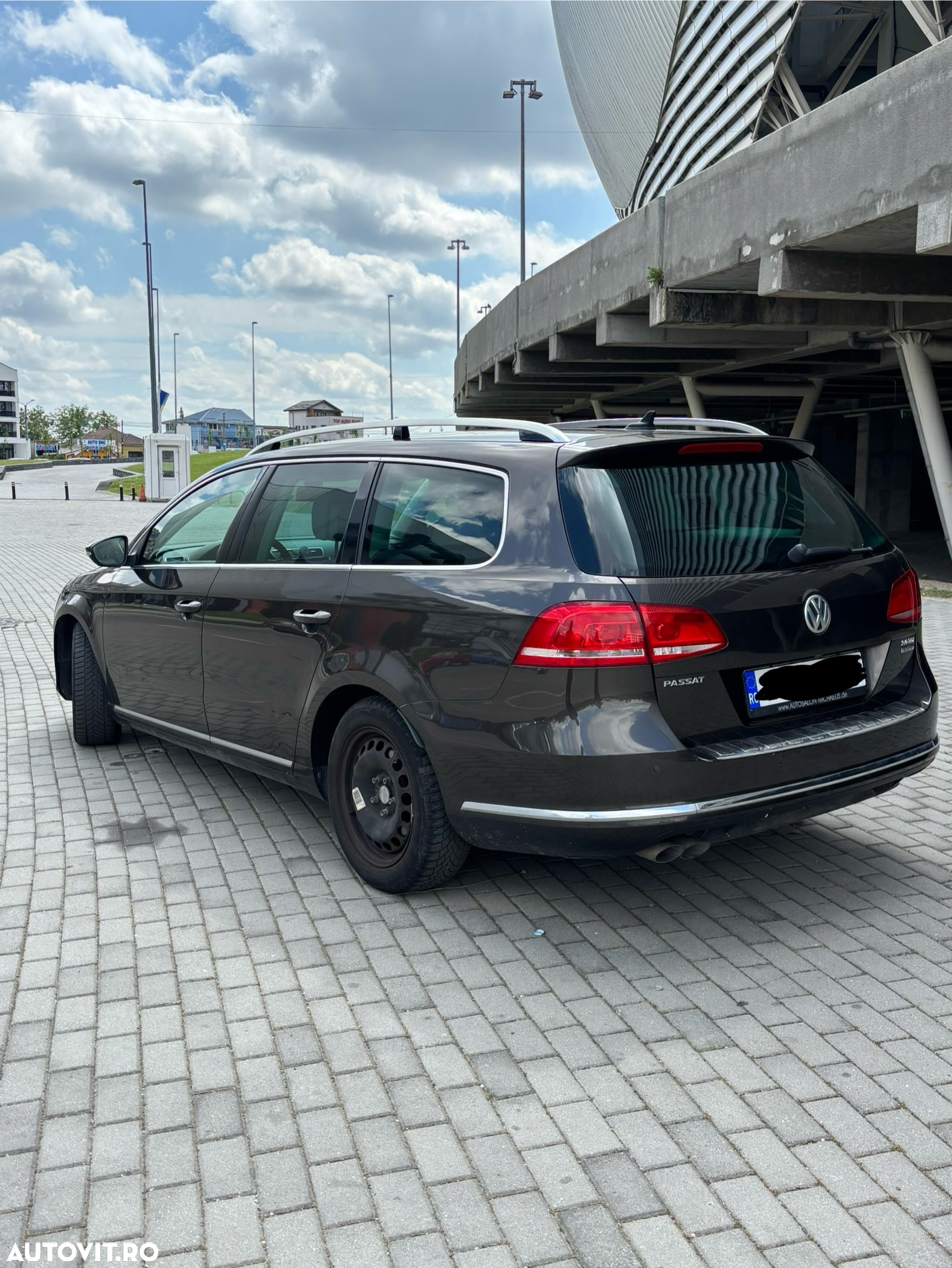 Volkswagen Passat Variant 2.0 TDI 4Motion BlueMotion Technology Comfortline - 3