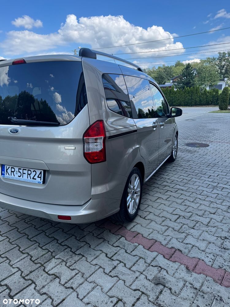 Ford Tourneo Courier 1.0 EcoBoost Titanium - 20