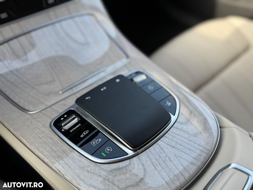 Mercedes-Benz E 220 d Coupe Aut. - 9