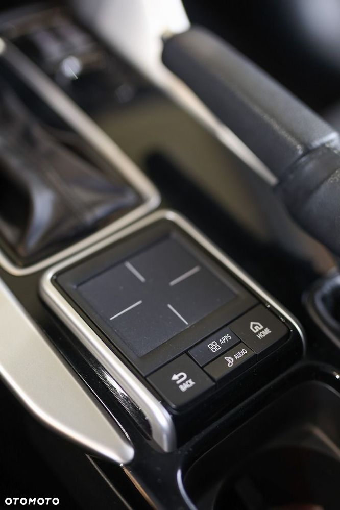 Mitsubishi Eclipse Cross - 18