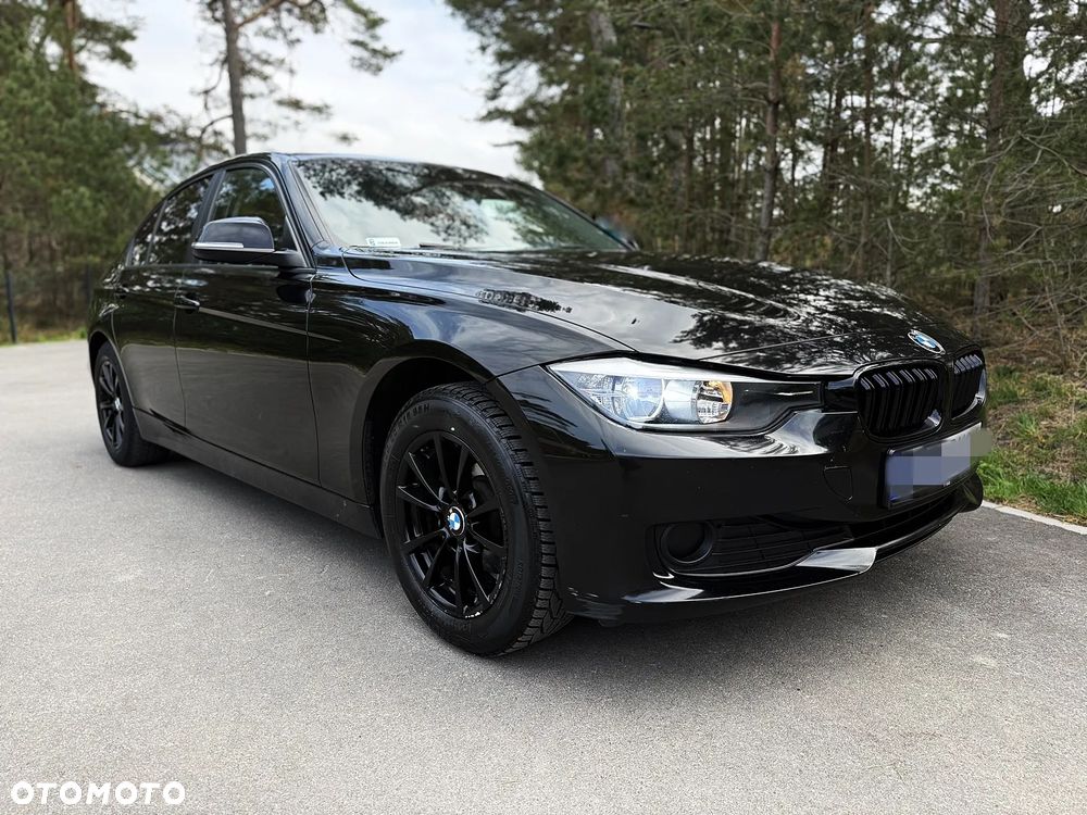 BMW Seria 3 318d - 9