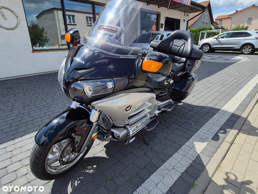 Honda GL - 9