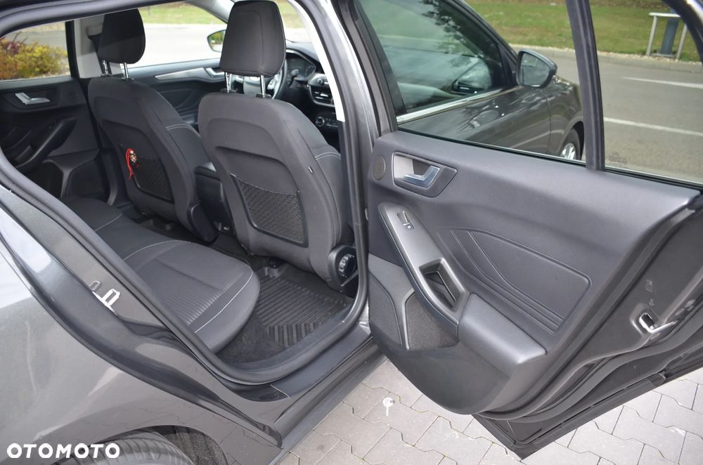 Ford Focus 2.0 EcoBlue Titanium - 15