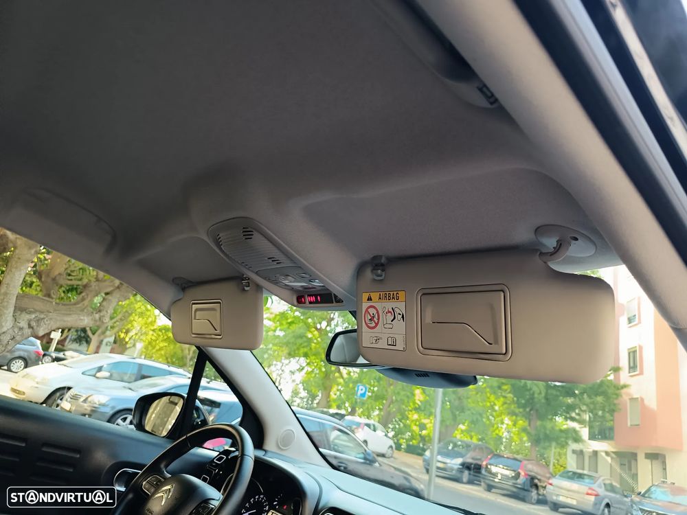 Citroën C3 Aircross PureTech 130 Stop & Start EAT6 OPF SHINE - 26