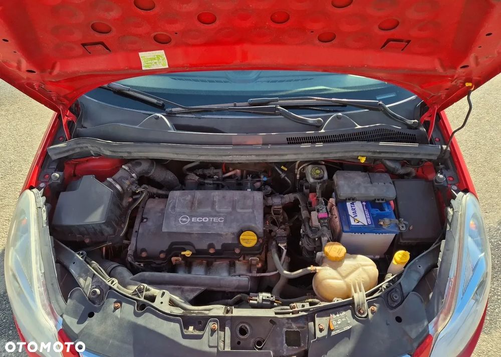 Silnik OPEL CORSA D ADAM 1.2 16v A12XER - 1
