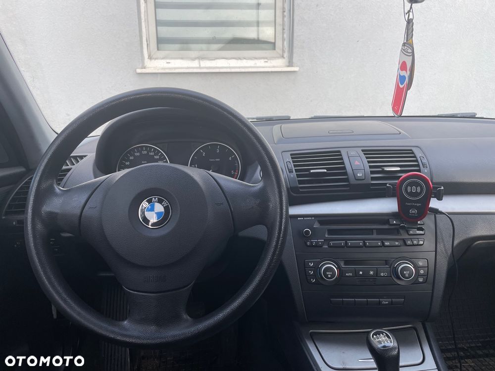 BMW Seria 1 118d DPF - 9