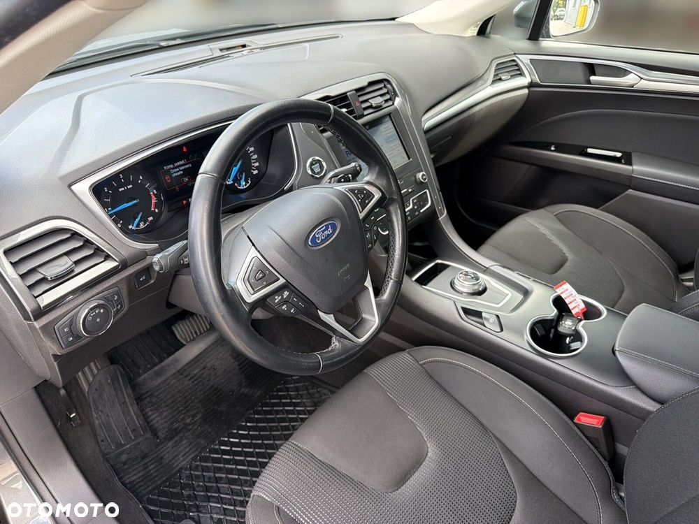 Ford Mondeo - 10