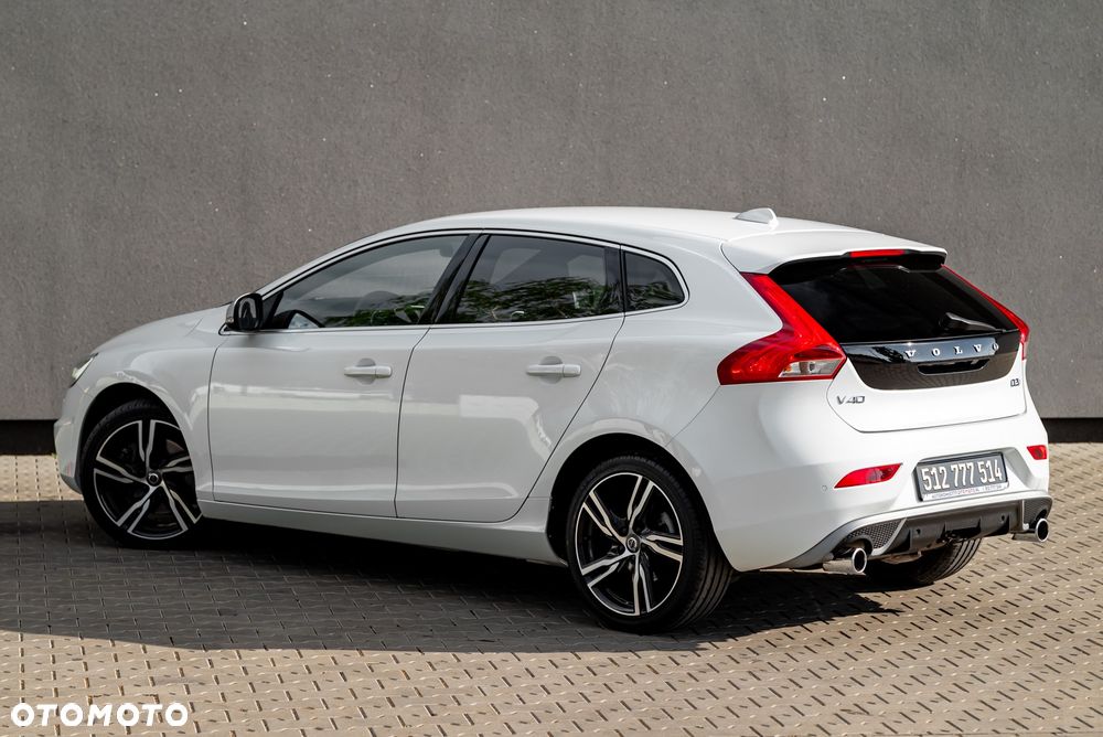 Volvo V40 D2 Geartronic RDesign - 15
