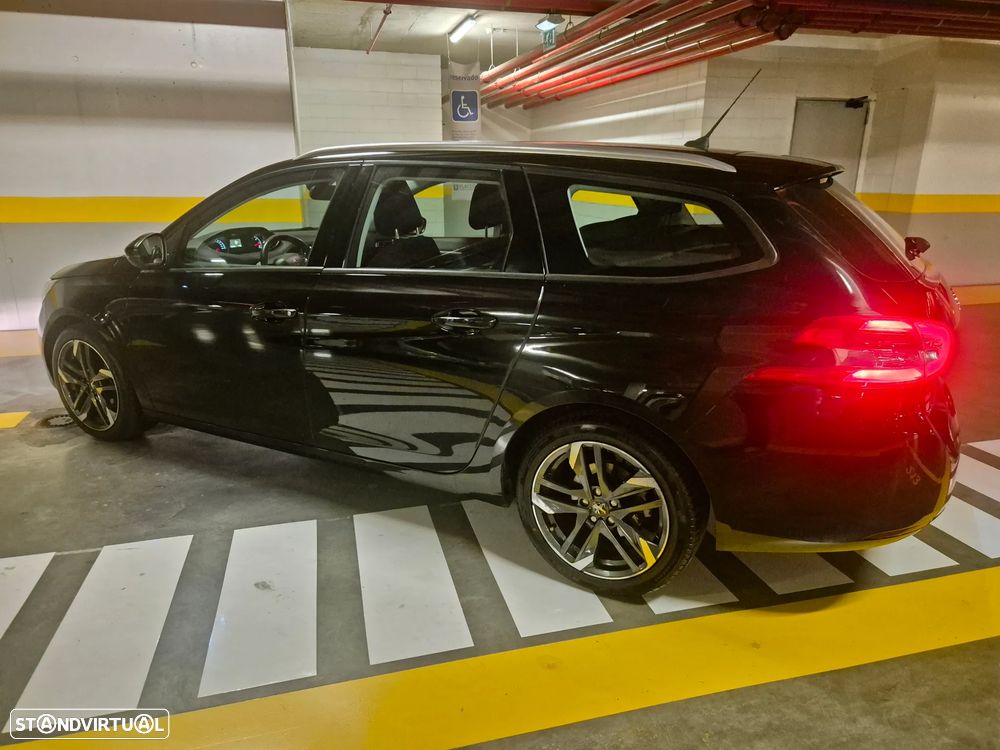 Peugeot 308 SW 1.6 BlueHDi Style - 17