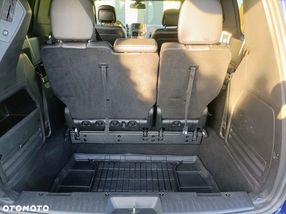 Dodge Grand Caravan 3.6 R/T - 12