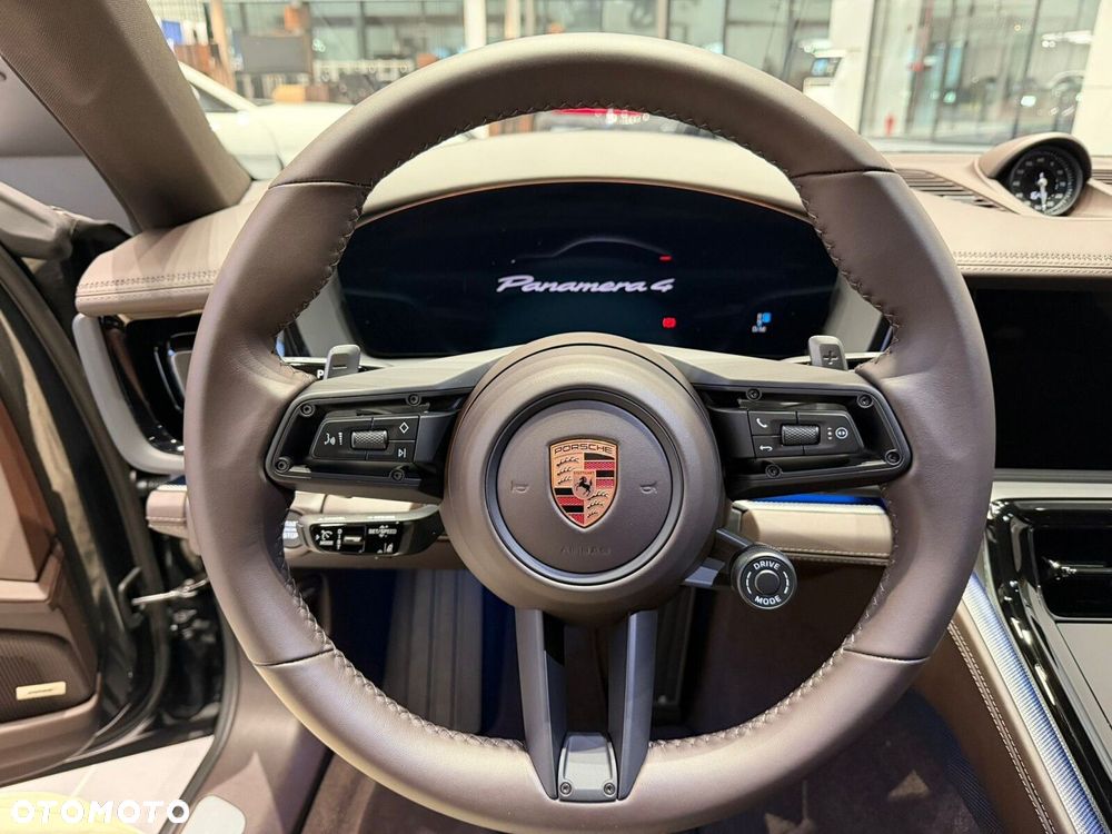 Porsche Panamera - 15