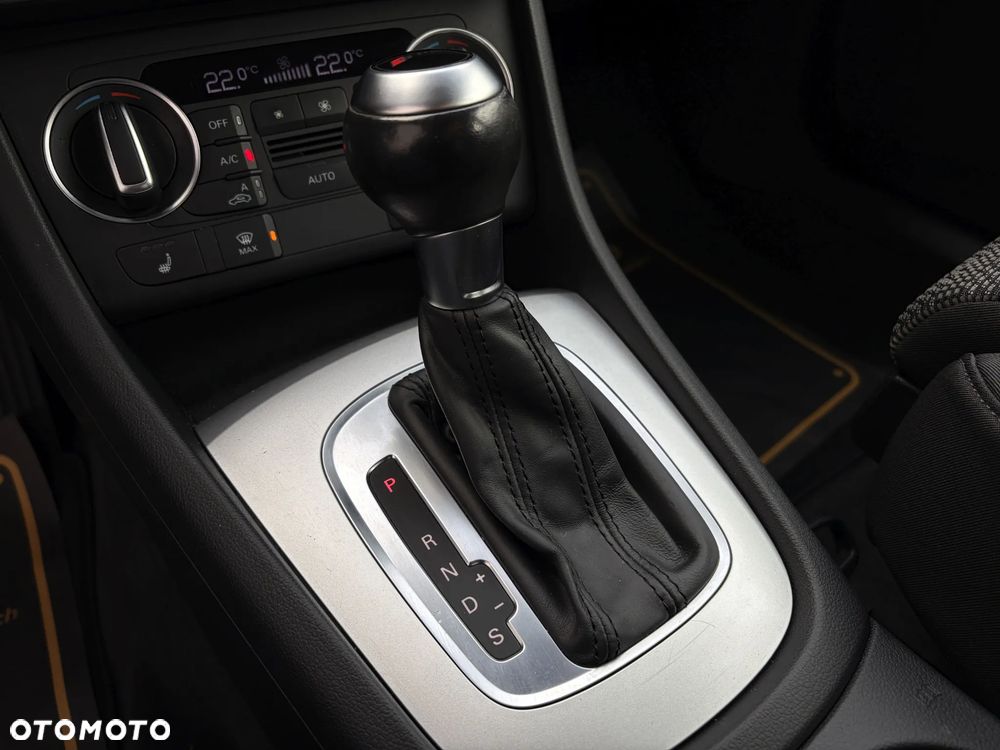 Audi Q3 2.0 TDI S tronic - 30