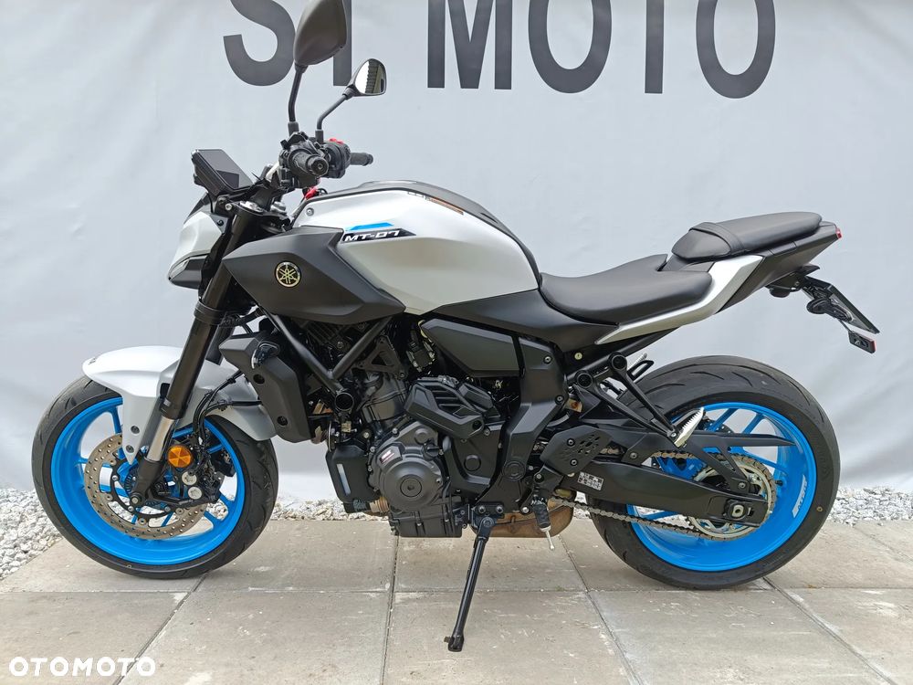 Yamaha MT - 5