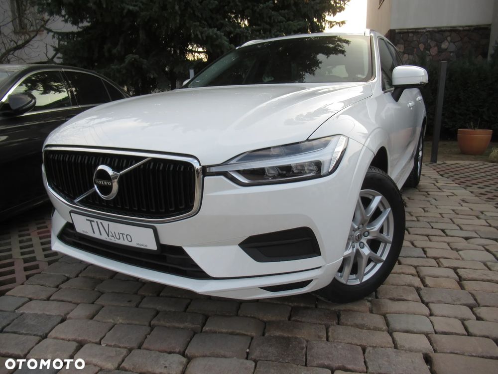 Volvo XC 60 T4 Momentum Pro - 2