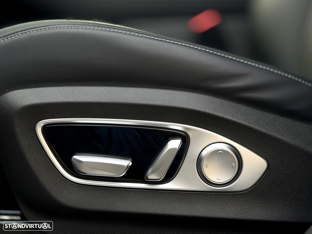 Xpeng G9 98 kWh Long Range - 49