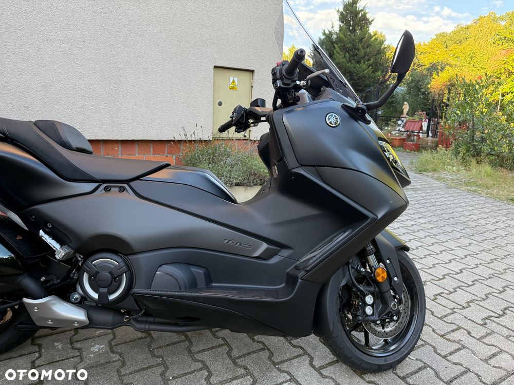 Yamaha Tmax - 7