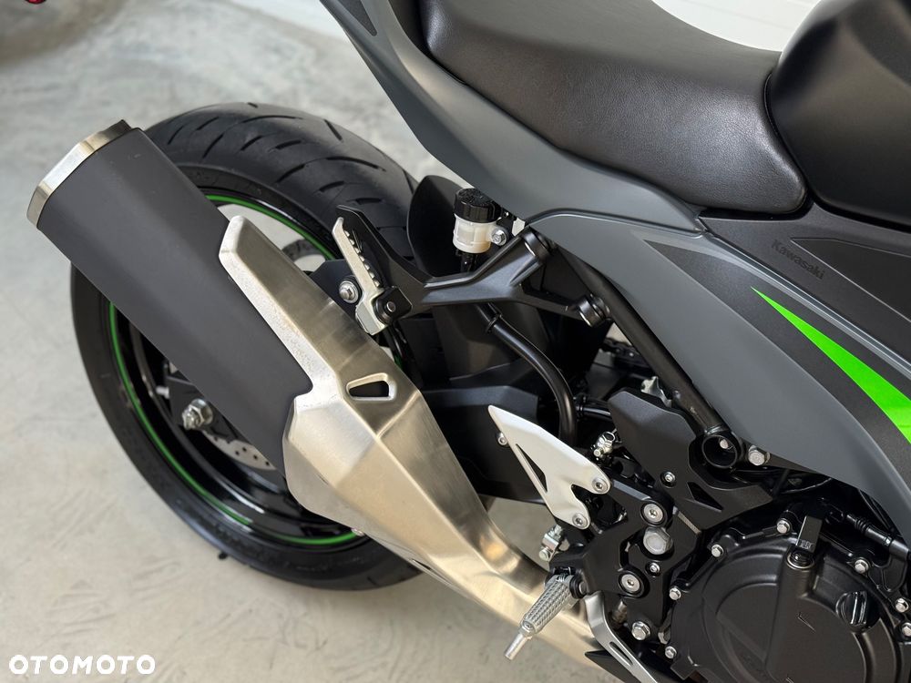 Kawasaki Ninja 500 - 14
