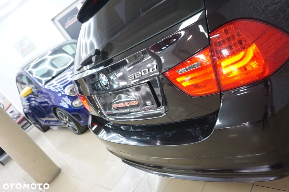 BMW Seria 3 320d DPF - 15