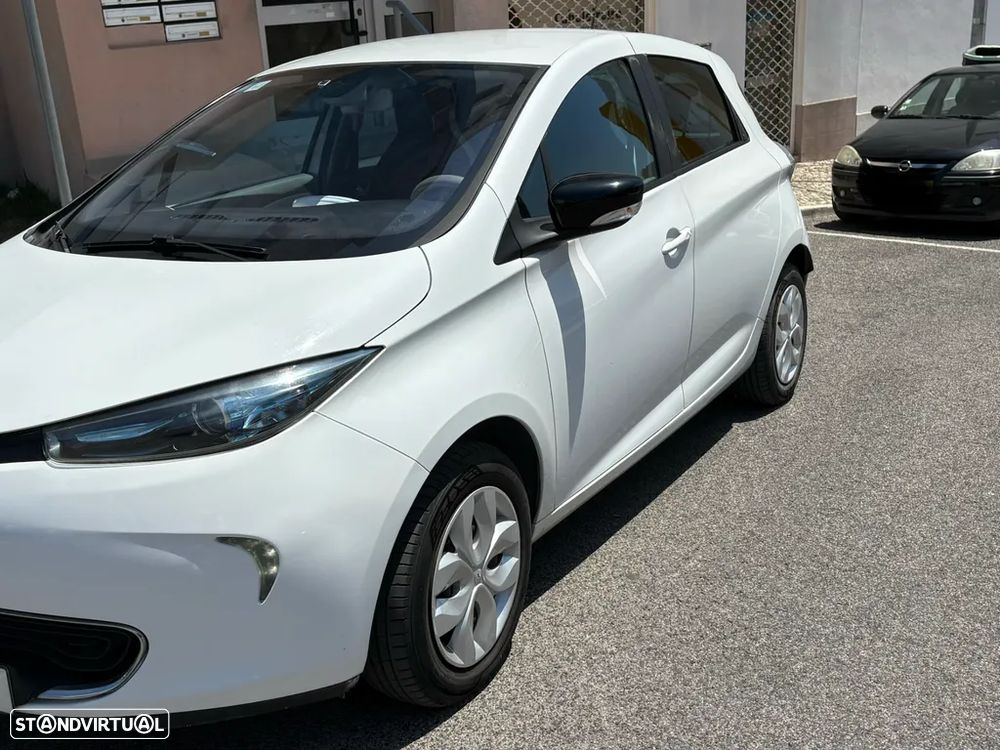 Renault Zoe (s/ Bateria) 22 kwh Zen - 23