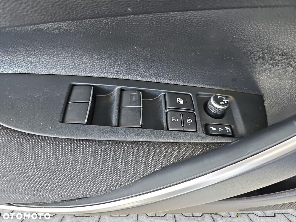 Toyota Corolla 1.5 Style MS - 12