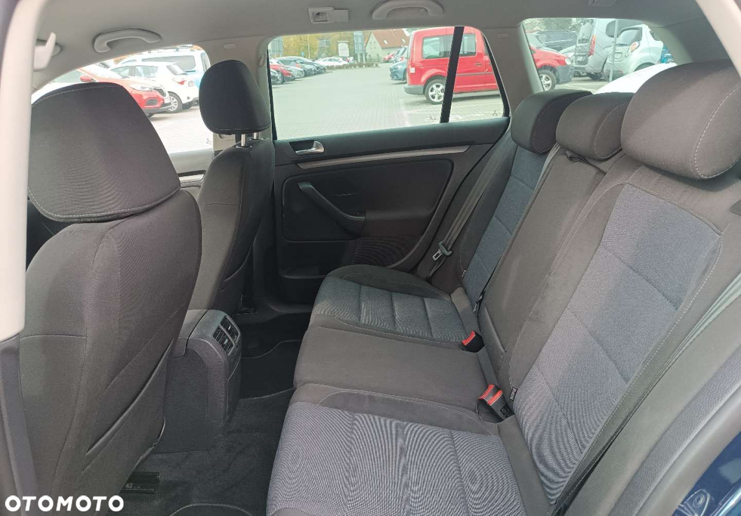 Volkswagen Golf - 17