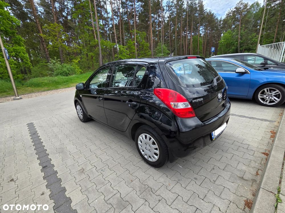 Hyundai i20 - 13