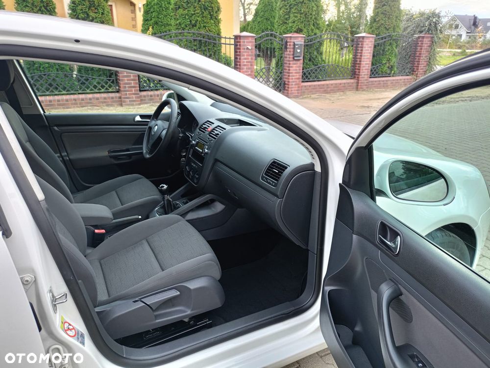 Volkswagen Golf - 13