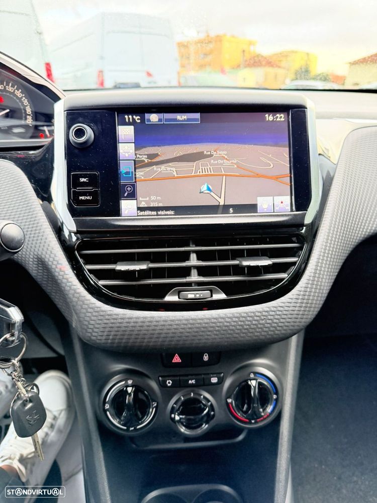 Peugeot 2008 1.2 PureTech Active - 34