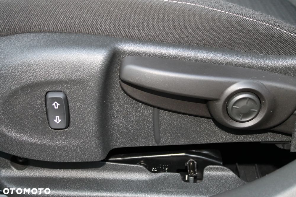 Opel Insignia - 10