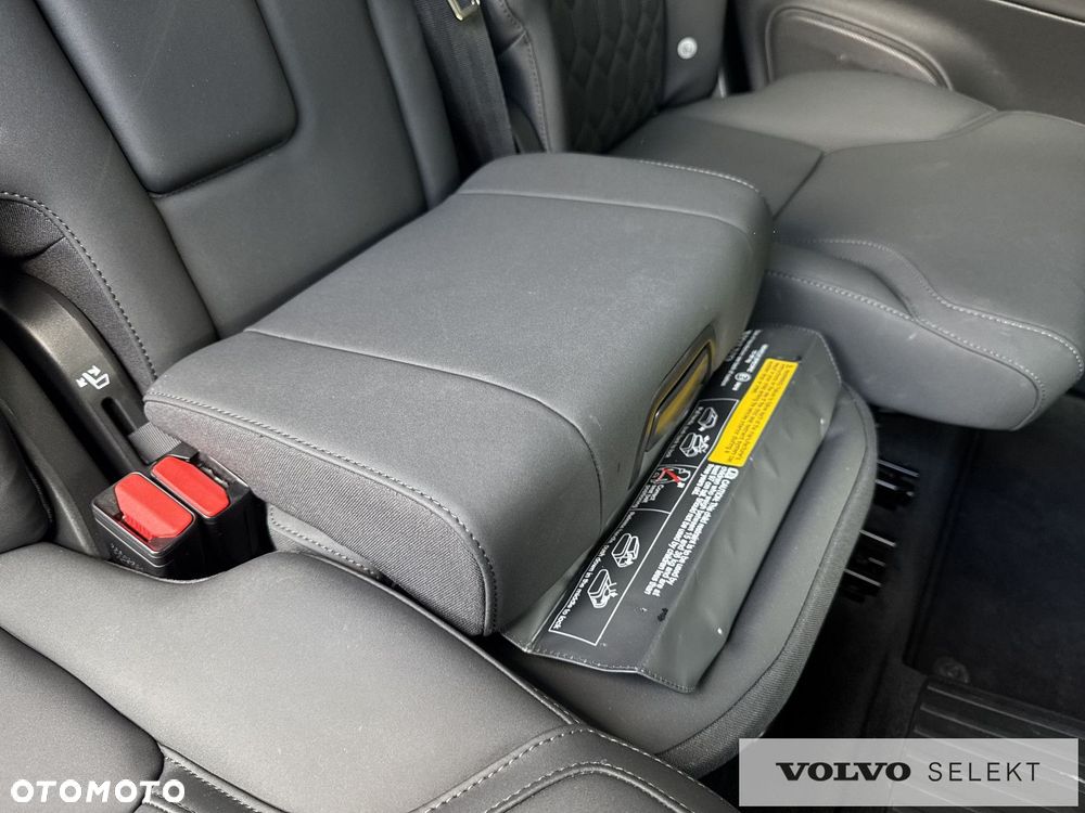 Volvo XC 90 - 20