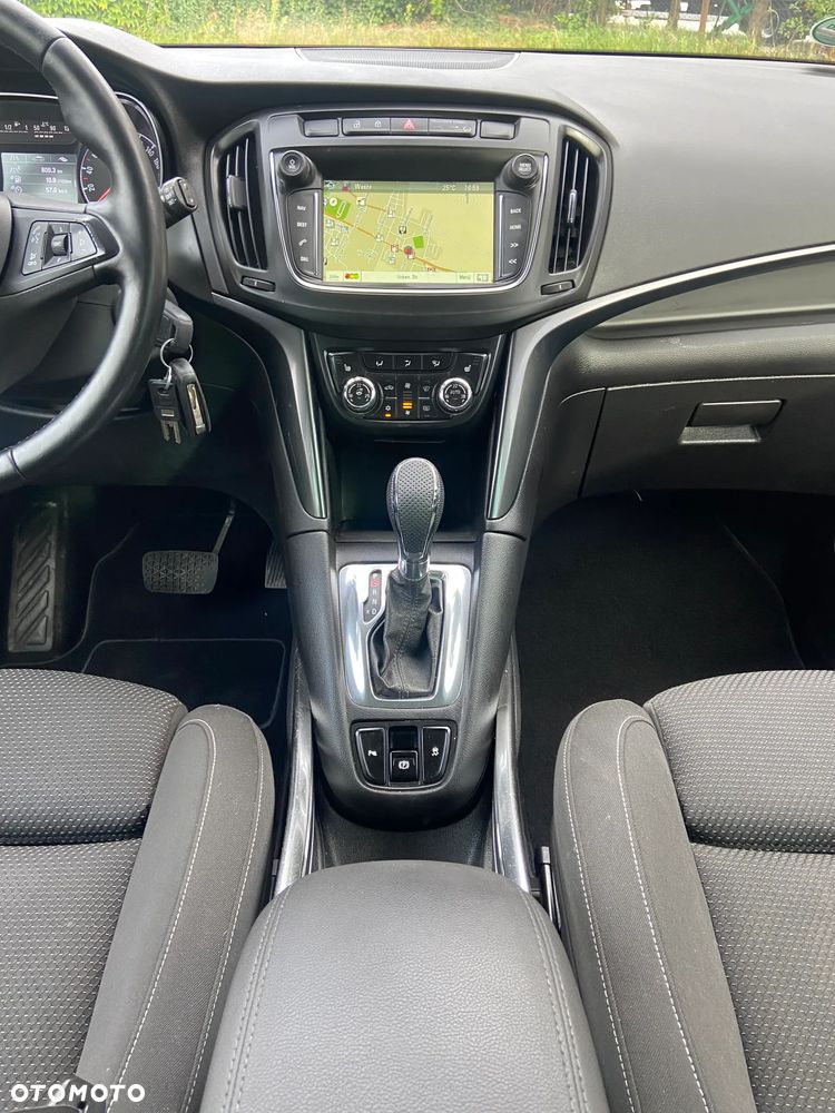 Opel Zafira - 22