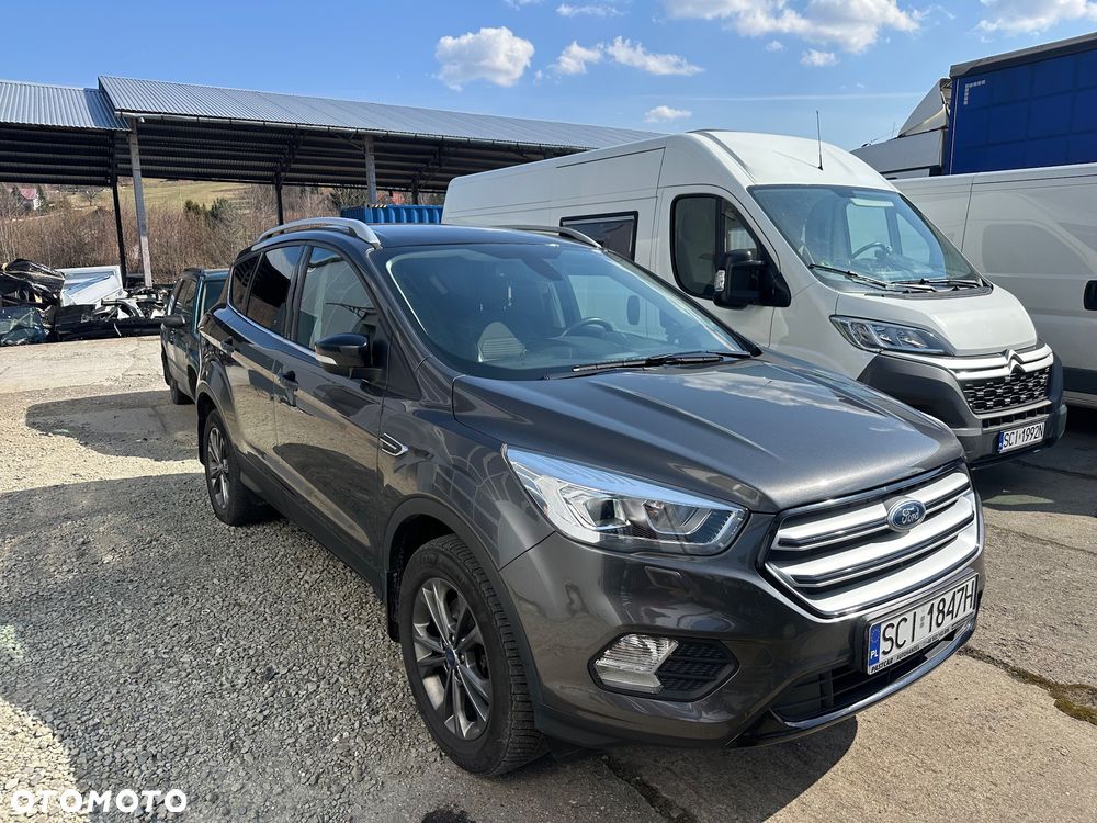 Ford Kuga 2.0 TDCi AWD Trend - 4