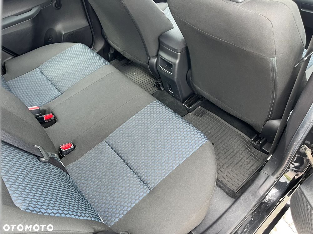 Toyota Auris 1.6 Premium Comfort - 12
