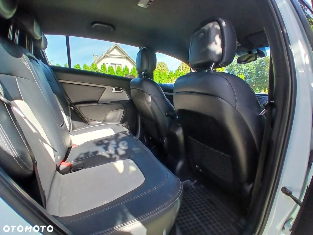 Kia Sportage 1.6 GDI Business Line 2WD - 13