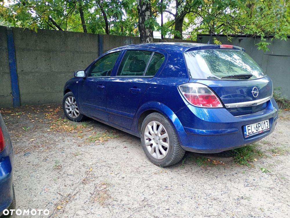 Opel Astra - 2