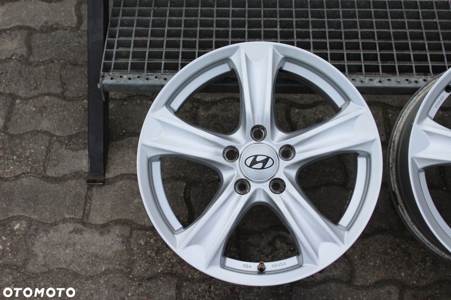 ORYG HYUNDAI 17cali 5x114,3 ET45 7J SANTA FE TUCSON TPMS - 1