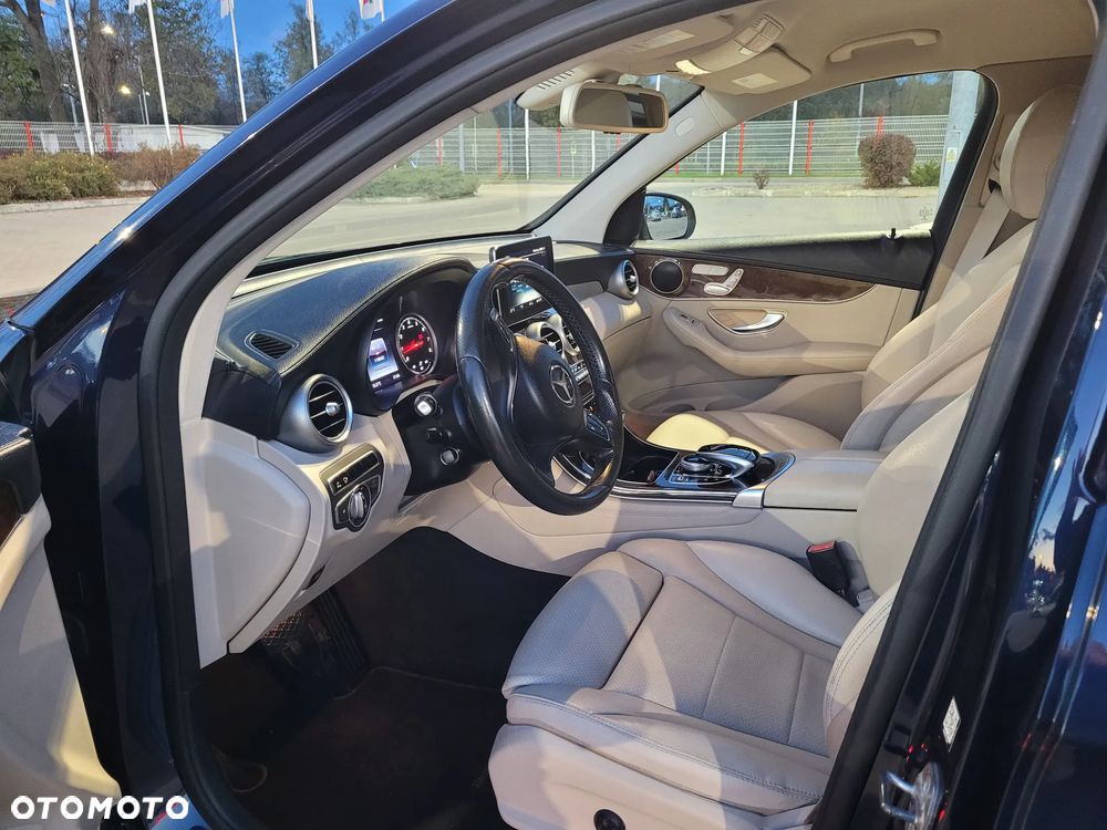 Mercedes-Benz GLC 300 4-Matic - 5